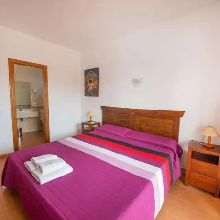 Playa Blanca Sleeps 4 Pool Wifi * プラヤ・ブランカ